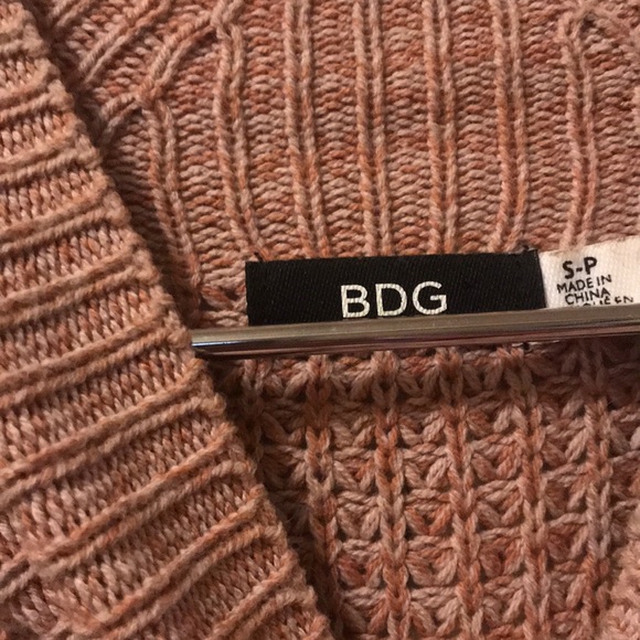 BDG Waffle-knit Turtle Neck Sweater - Picture 5 of 6